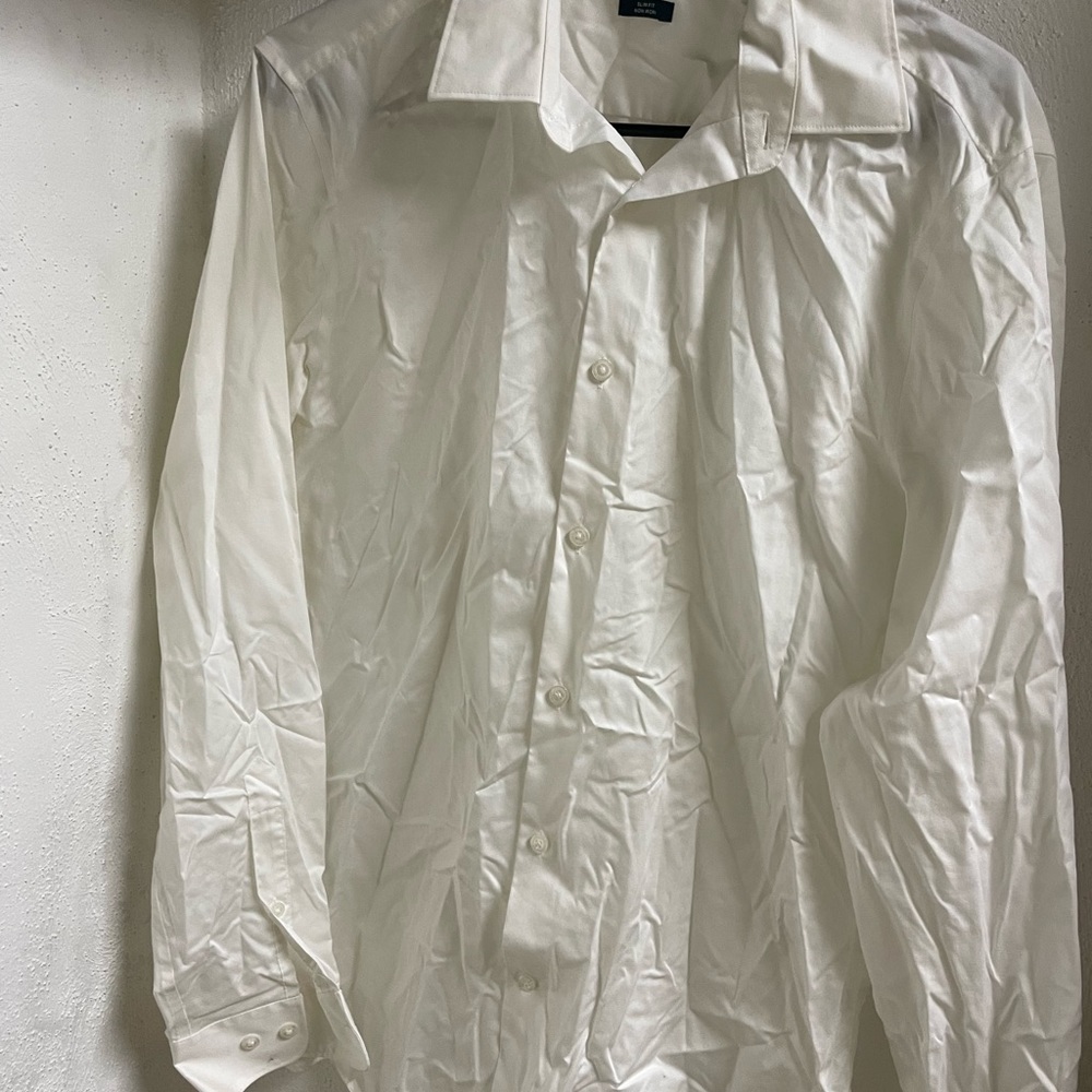 Perry Ellis Button Up Shirt